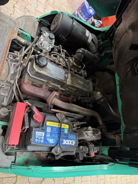 Mitsubishi-FD 30 N-Dieselstapler www.l-l-gabelstapler.de