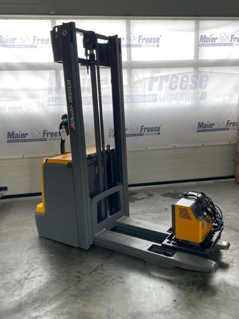 Jungheinrich-EJC212-ZT320-Deichselstapler-www.maier-freese-gmbh.de