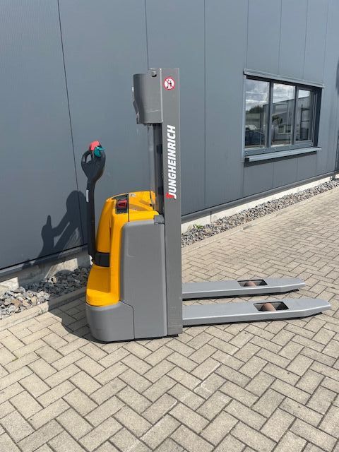 Jungheinrich-EJC112-ZZ250-Deichselstapler-www.maier-freese-gmbh.de