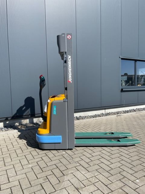 Jungheinrich-EJC112-ZT2900-Deichselstapler-www.maier-freese-gmbh.de