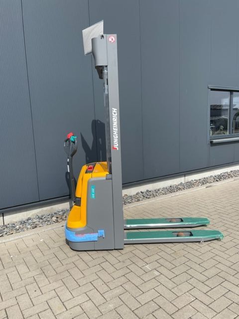 Jungheinrich-EJC112-ZT3600-Deichselstapler-www.maier-freese-gmbh.de