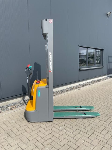 Jungheinrich-EJC112-ZT3600-Deichselstapler-www.maier-freese-gmbh.de