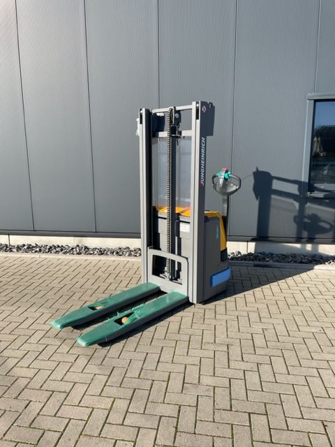 Jungheinrich-EJC112-ZT290-Deichselstapler-www.maier-freese-gmbh.de