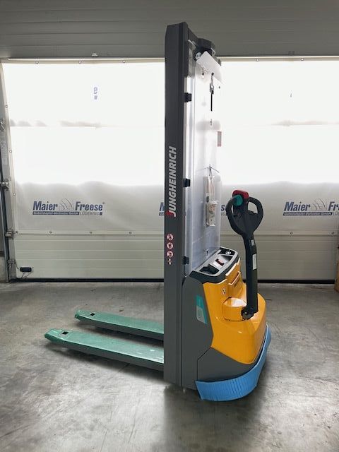 Jungheinrich-EJC110i-ZT360-Deichselstapler-www.maier-freese-gmbh.de