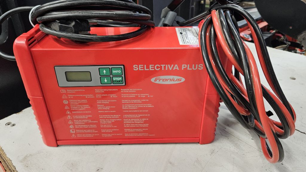 *Sonstige Fronius Selektiver Plus Ladegert www.rf-stapler.de