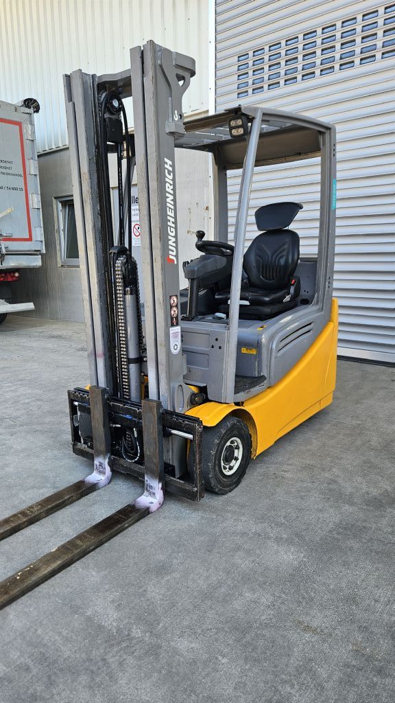 Jungheinrich EFG 216k Elektro 3 Rad-Stapler www.rf-stapler.de