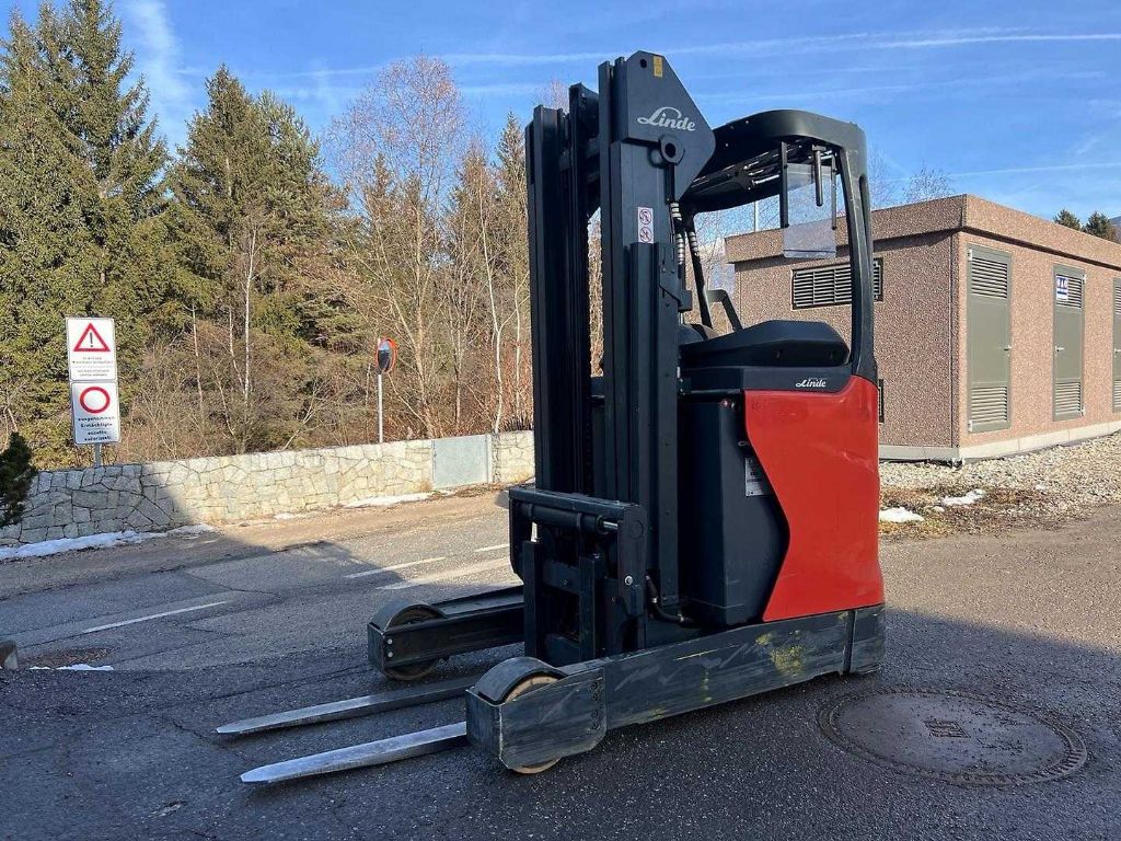 Linde R14N Schubmaststapler www.rf-stapler.de