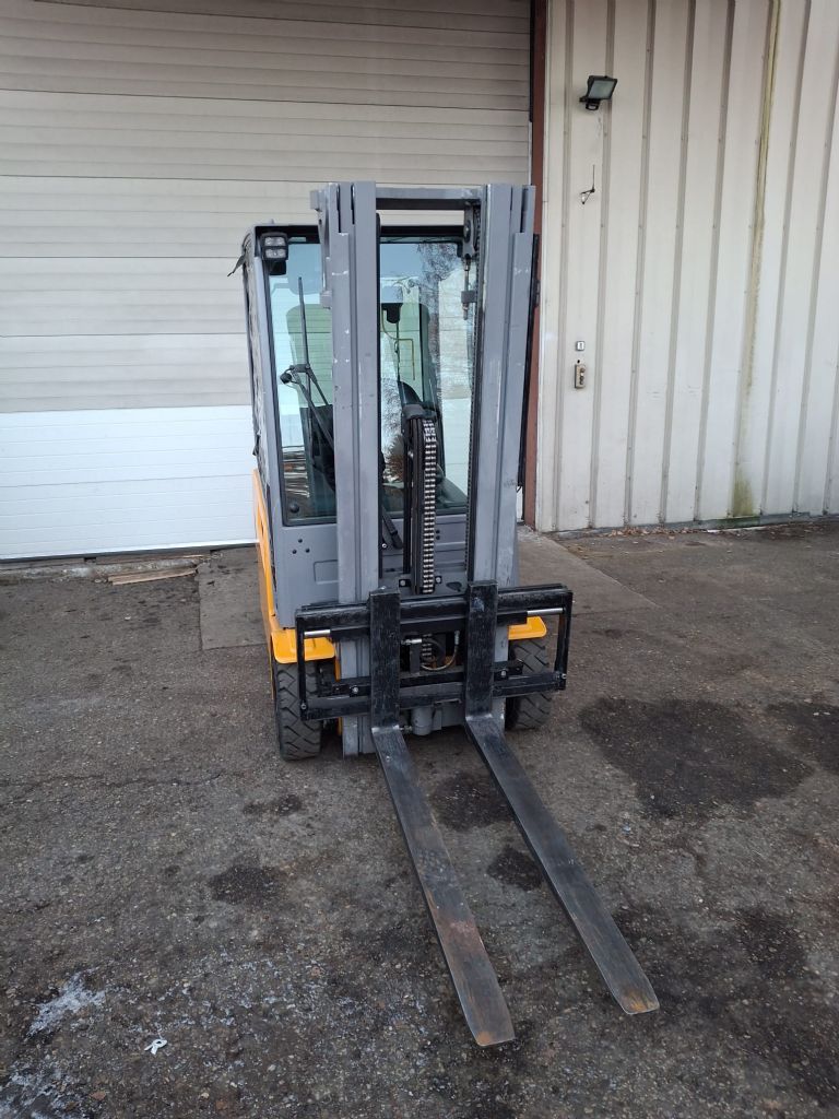 Jungheinrich EFG 316k Elektro 4 Rad-Stapler www.rf-stapler.de