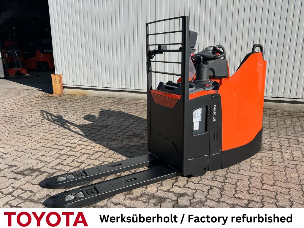 Toyota LPE 200 / Akku neu! Niederhubwagen www.mengel-gabelstapler.de Toyota LPE 200 / Akku neu! Niederhubwagen www.mengel-gabelstapler.de