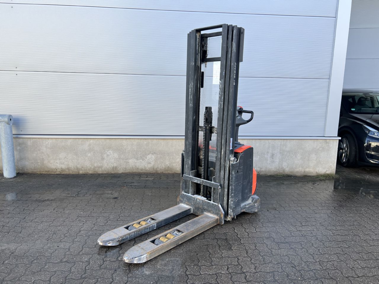 Toyota SWE 140 L High Lift stacker www.mengel-gabelstapler.de