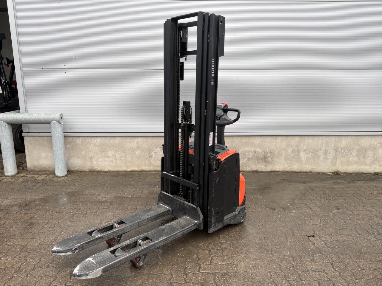 Toyota SWE 120 L / 580 Std.! Hochhubwagen www.mengel-gabelstapler.de