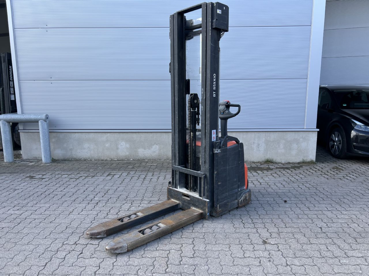 Toyota SWE 160 High Lift stacker www.mengel-gabelstapler.de