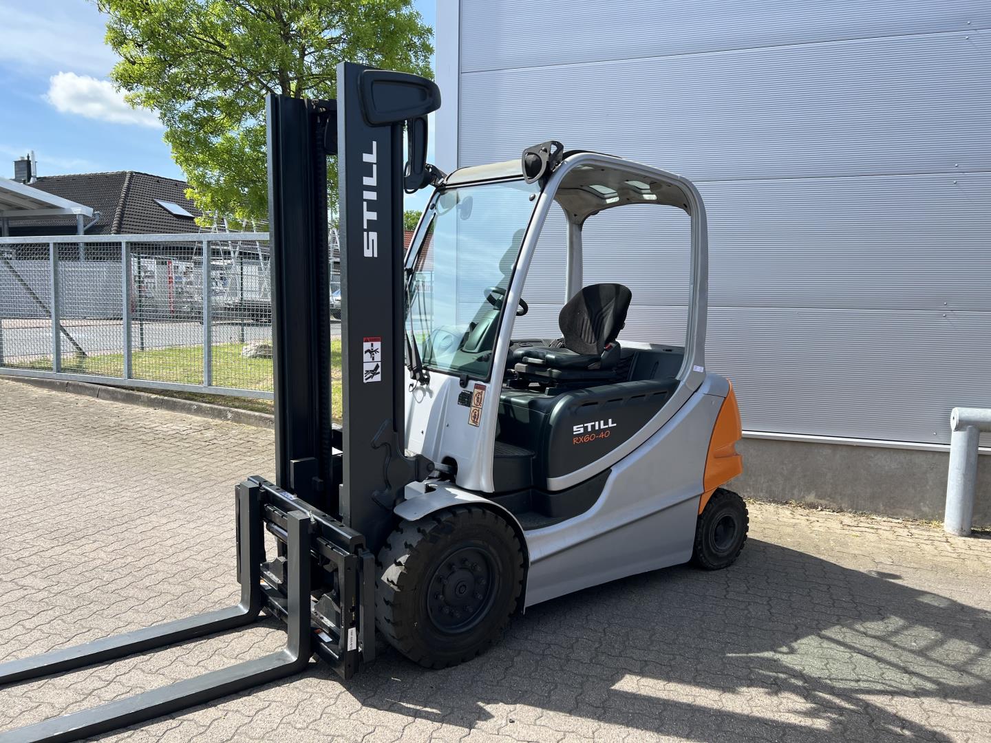 Still RX 60-40 / Batt. 77% Electric 4-wheel forklift www.mengel-gabelstapler.de Still RX 60-40 / Batt. 77% Electric 4-wheel forklift www.mengel-gabelstapler.de