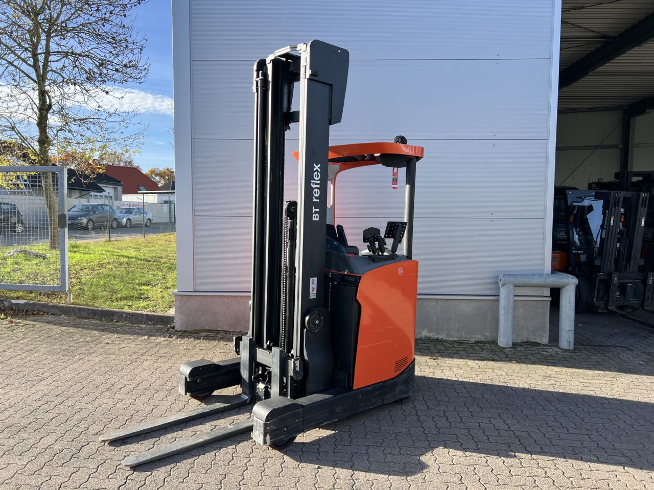 Toyota RRE 140 H Schubmaststapler www.mengel-gabelstapler.de