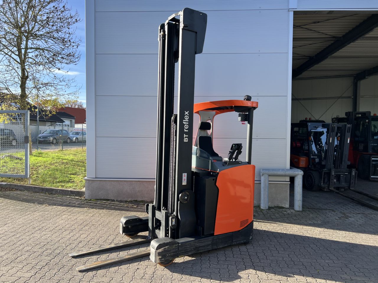 Toyota RRE 160 H Schubmaststapler www.mengel-gabelstapler.de