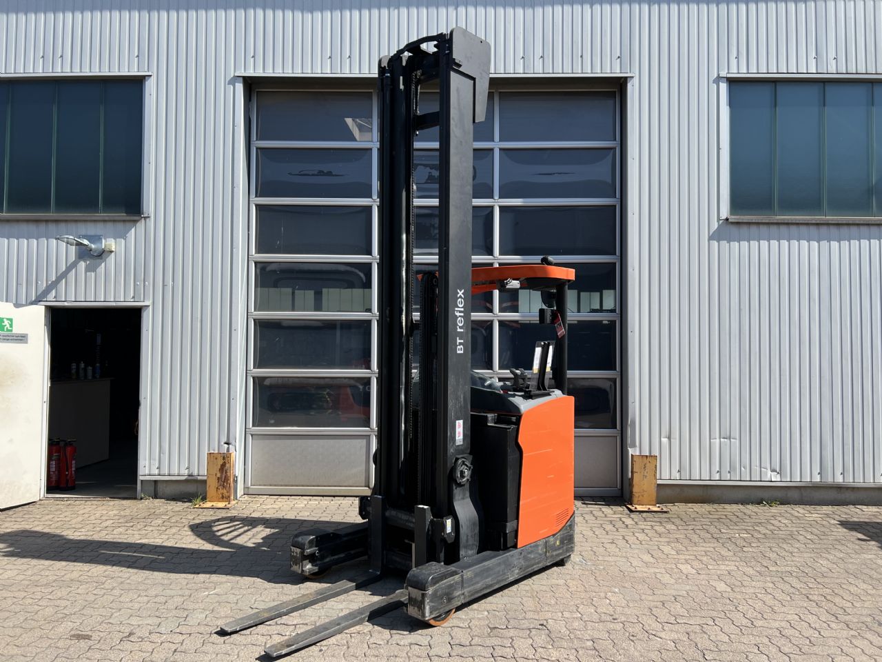 Toyota RRE 160 H Reach Truck www.mengel-gabelstapler.de