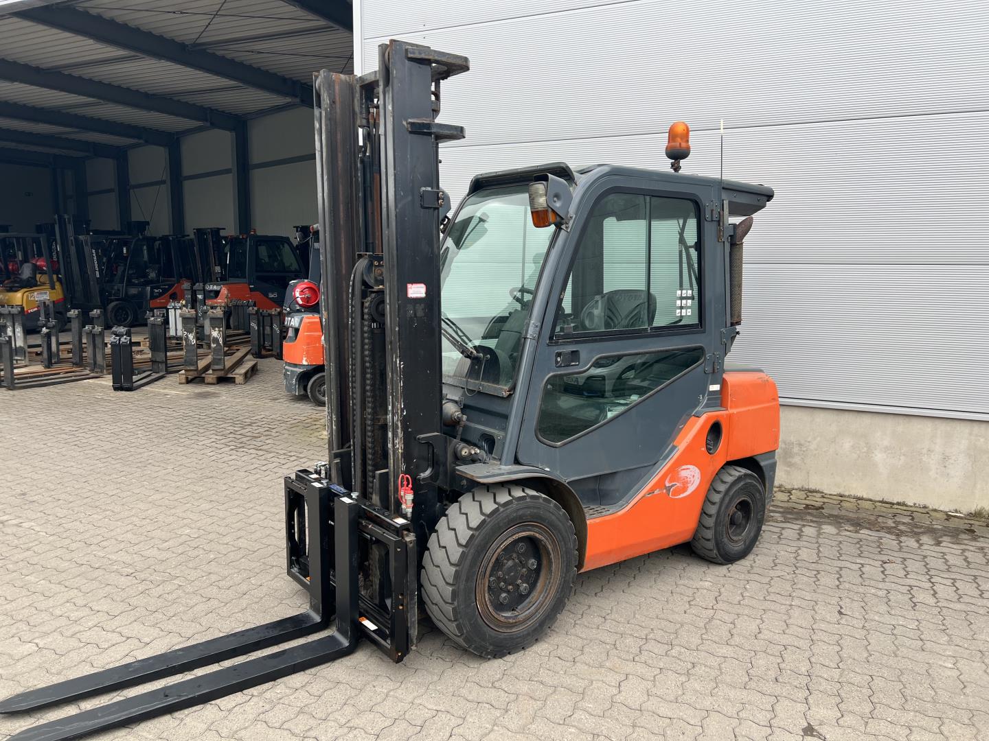 Toyota 52-8 FDJF 35 Dieselstapler www.mengel-gabelstapler.de