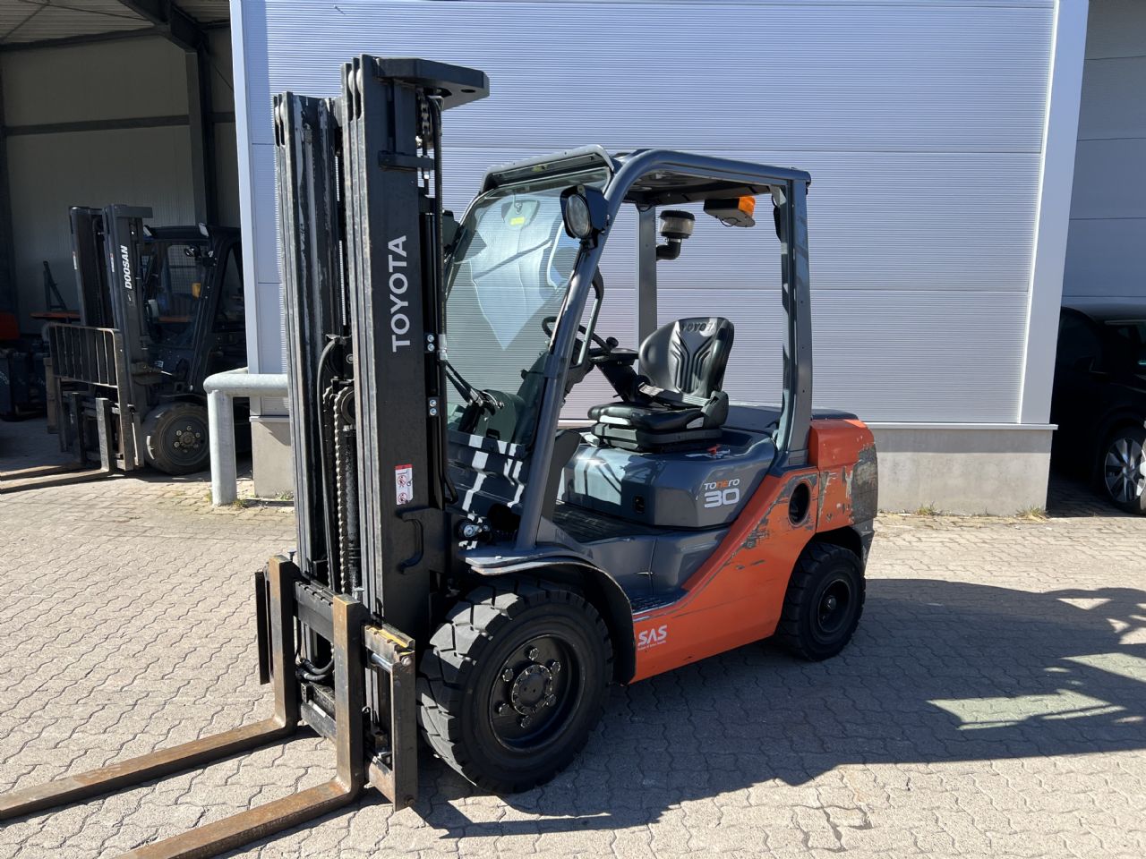 Toyota 02-8 FDF 30 Dieselstapler www.mengel-gabelstapler.de