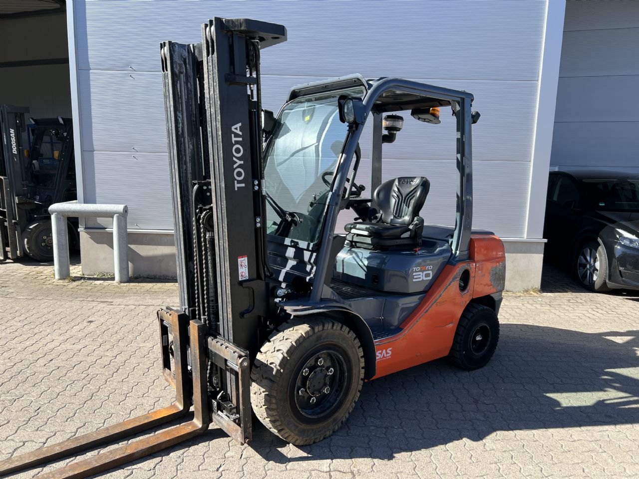 Toyota 02-8 FDF 30 Dieselstapler www.mengel-gabelstapler.de