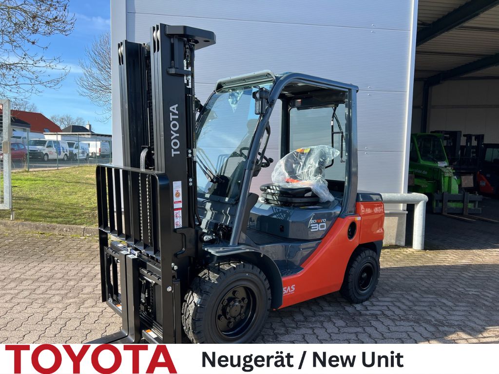 Toyota 52-8 FDF 30 Dieselstapler www.mengel-gabelstapler.de