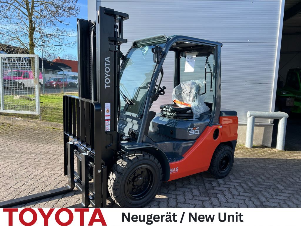 Toyota 52-8 FDF 30 Dieselstapler www.mengel-gabelstapler.de