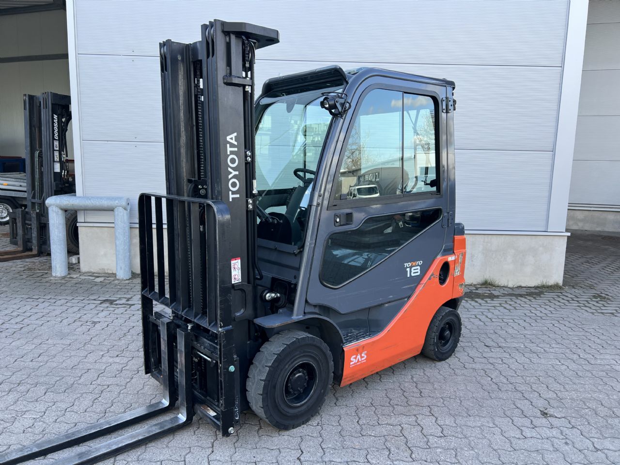 Toyota 42-8 FDF 18 / Waage Dieselstapler www.mengel-gabelstapler.de