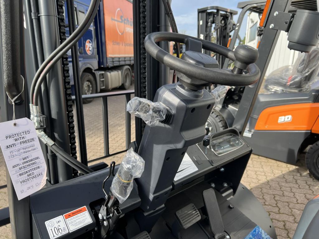 Doosan G 30 NXP / NEU LPG Forklifts www.mengel-gabelstapler.de