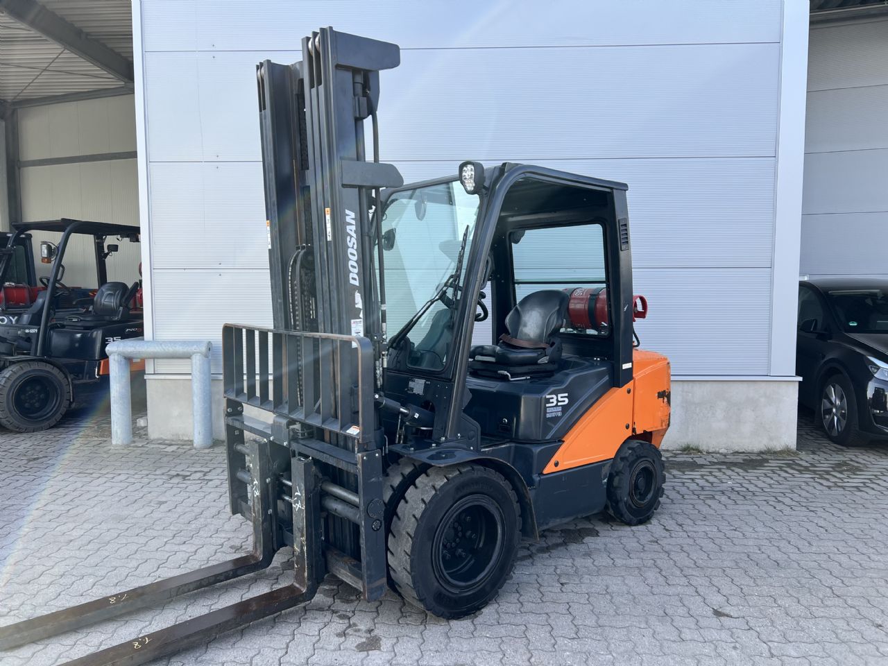 Doosan G 35 C-7 LPG Forklifts www.mengel-gabelstapler.de