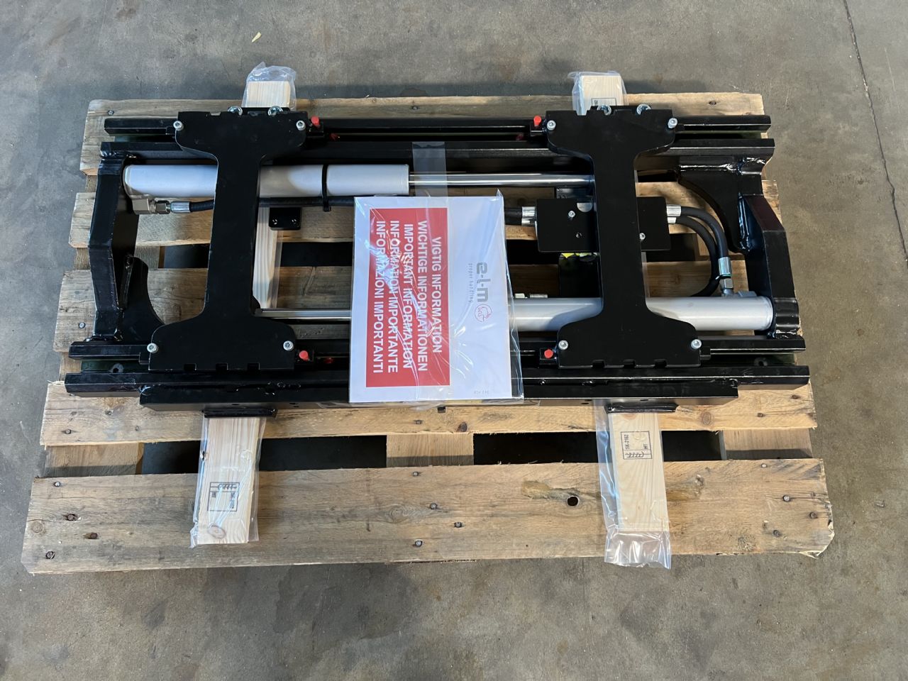 e-l-m HFPT-C 25/1050 Fork positioners www.mengel-gabelstapler.de