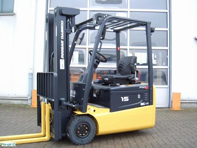 Daewoo B 15 T-5 AC Electric 3-wheel forklift www.mengel-gabelstapler.de