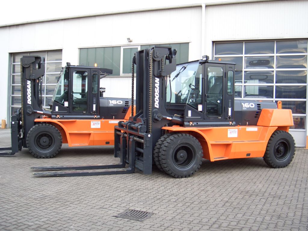 Doosan D 160 S-5 Diesel Forklift www.mengel-gabelstapler.de