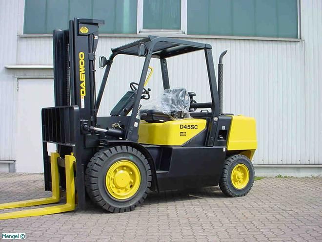 Daewoo D 45 S-2 Diesel Forklift www.mengel-gabelstapler.de