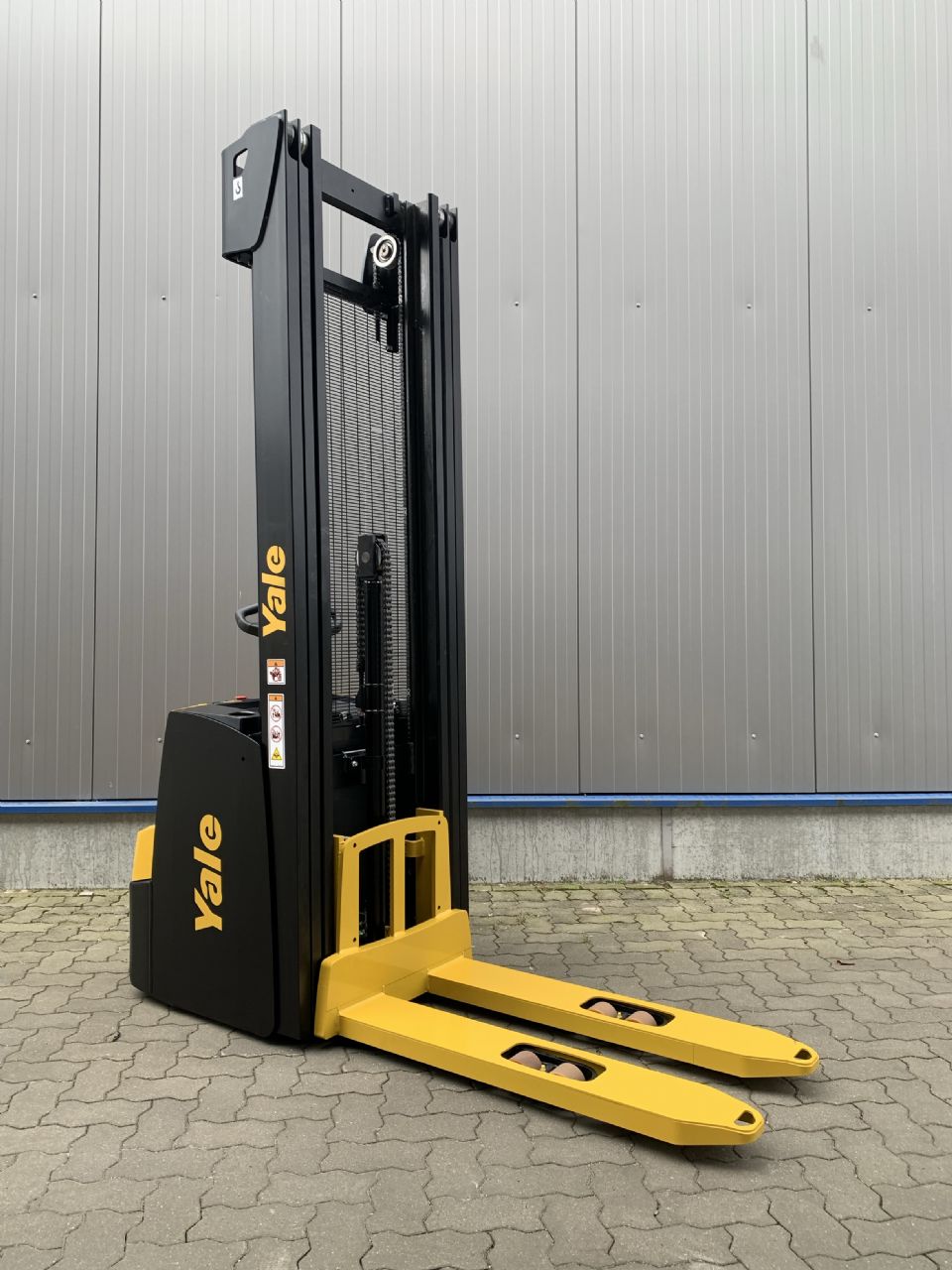 Yale-MS16-Hochhubwagen-www.mfgabelstapler.de