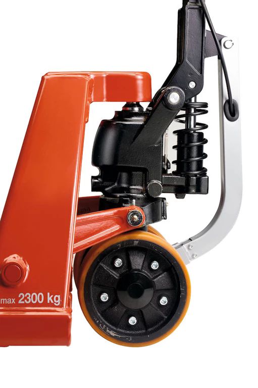 Toyota BT Pro Lifter mit Anfahrhilfe-www.eundw.com