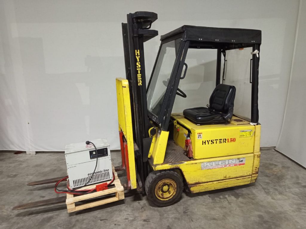 Hyster-A1.50XL-Elektro 3 Rad-Stapler-www.gabelstapler-molde.de