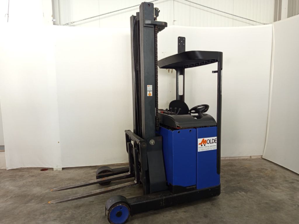 Linde-R16-Schubmaststapler-www.gabelstapler-molde.de