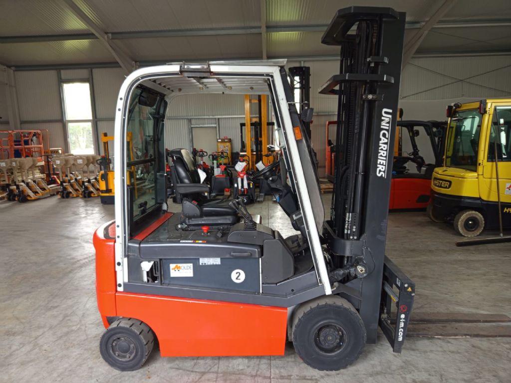 UniCarriers-1Q2L25Q-Elektro 4 Rad-Stapler-www.gabelstapler-molde.de
