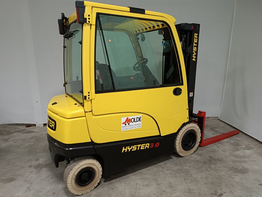 Hyster-J3.0XN-Elektro 4 Rad-Stapler-www.gabelstapler-molde.de