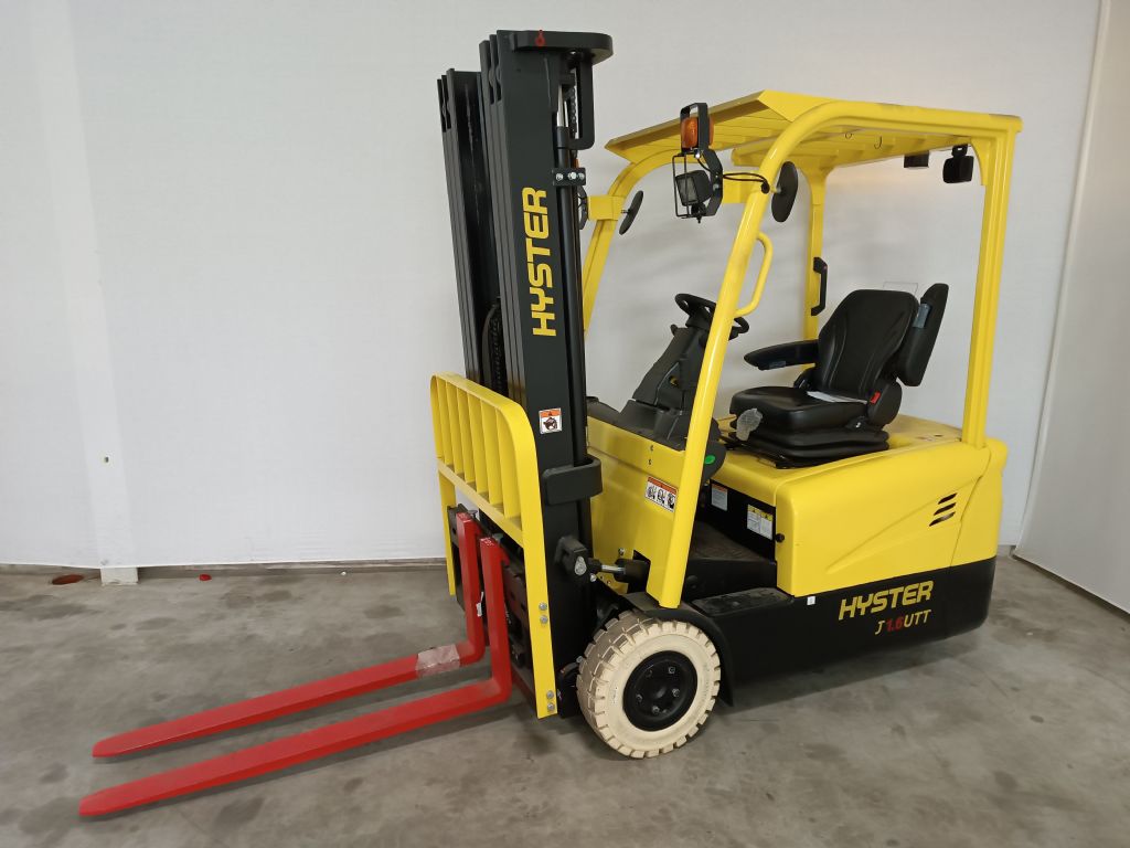 Hyster-J1.6UTT-Elektro 3 Rad-Stapler-www.gabelstapler-molde.de