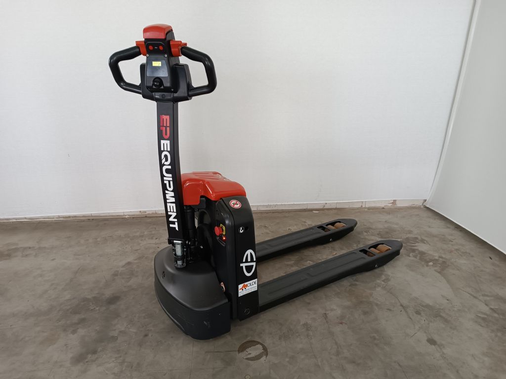 EP-EPL154-Niederhubwagen-www.gabelstapler-molde.de