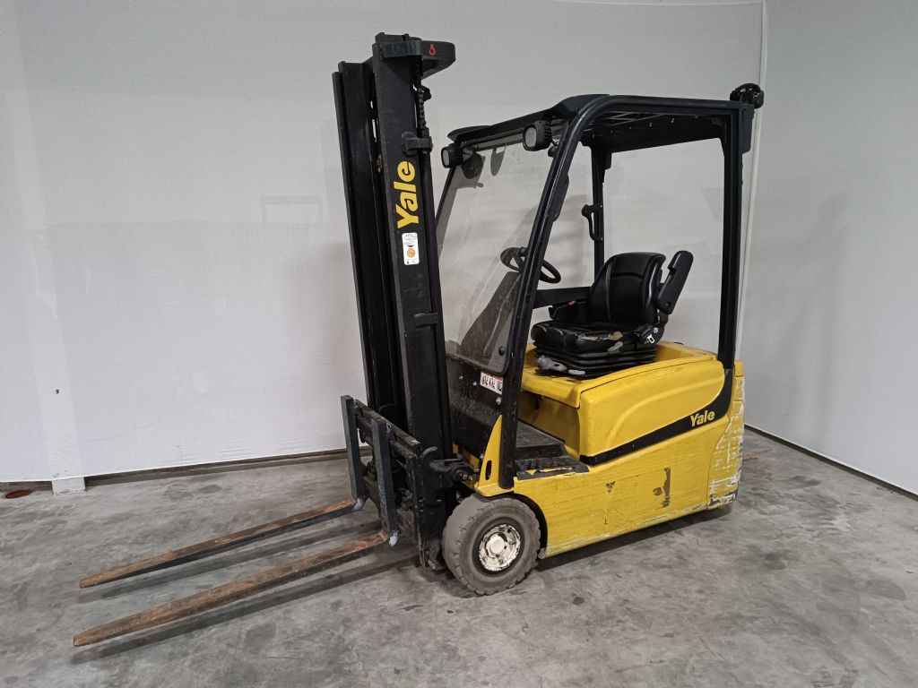 Yale-ERP16VT MWB-Elektro 3 Rad-Stapler-www.gabelstapler-molde.de