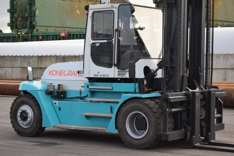 SMV 16-600B Diesel Forklift www.mtc-forklifts.com SMV 16-600B Diesel Forklift www.mtc-forklifts.com