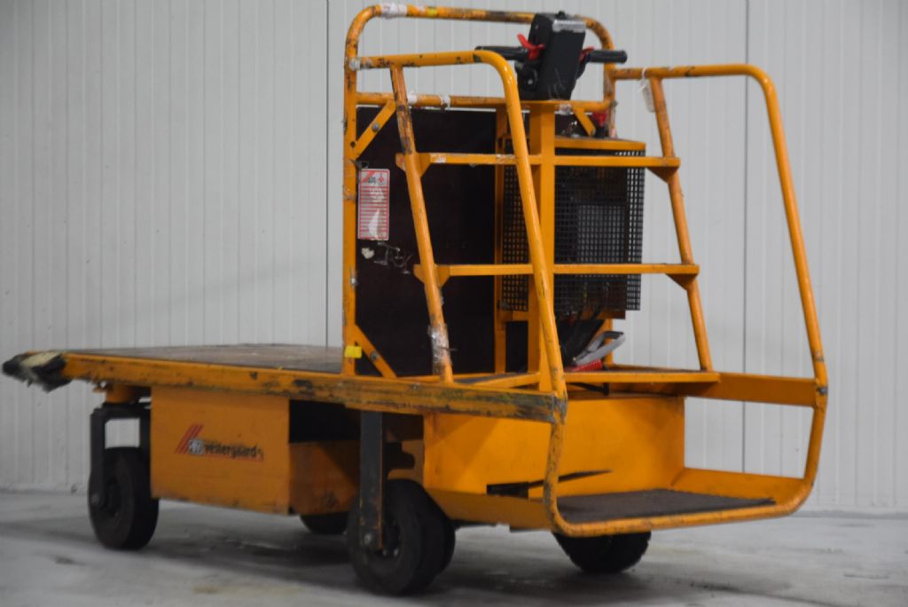 Vestergaard Electric Trolley Electric platform trucks www.mtc-forklifts.com Vestergaard Electric Trolley Electric platform trucks www.mtc-forklifts.com