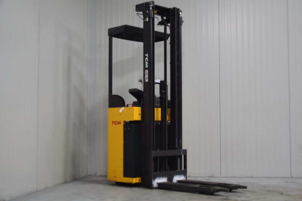 Unicarriers A/160ST High Lift stacker www.mtc-forklifts.com
