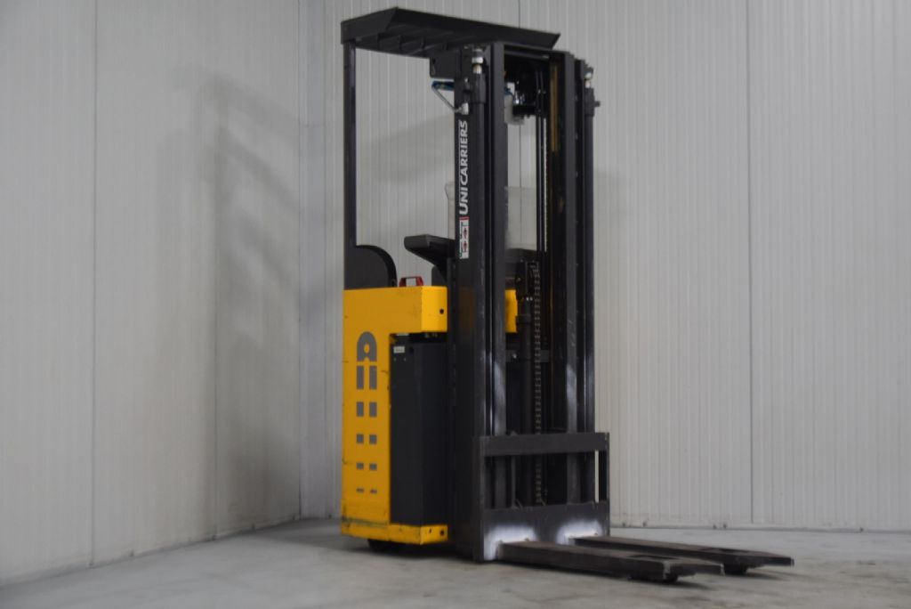 Unicarriers A/160SD High Lift stacker www.mtc-forklifts.com Unicarriers A/160SD High Lift stacker www.mtc-forklifts.com