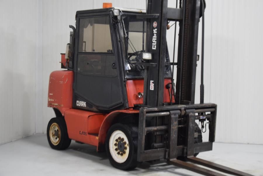 Clark CDP45H Diesel Forklift www.mtc-forklifts.com