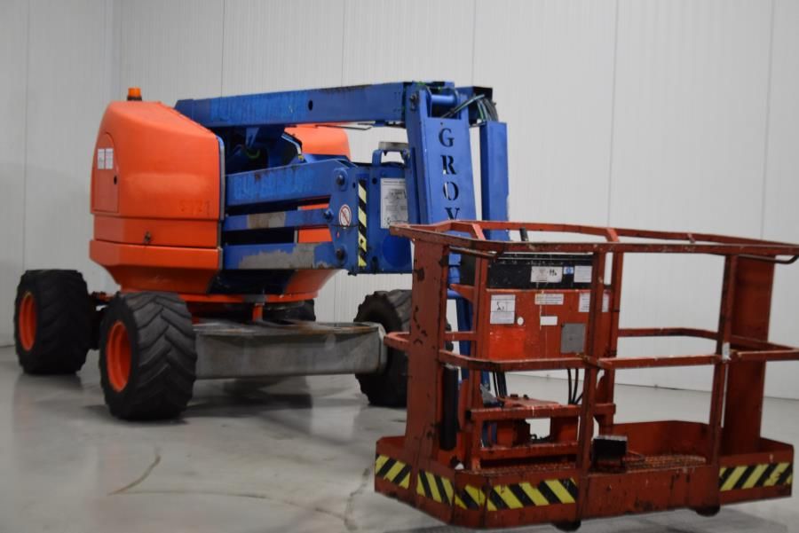 Grove A45J Articulated Boom www.mtc-forklifts.com