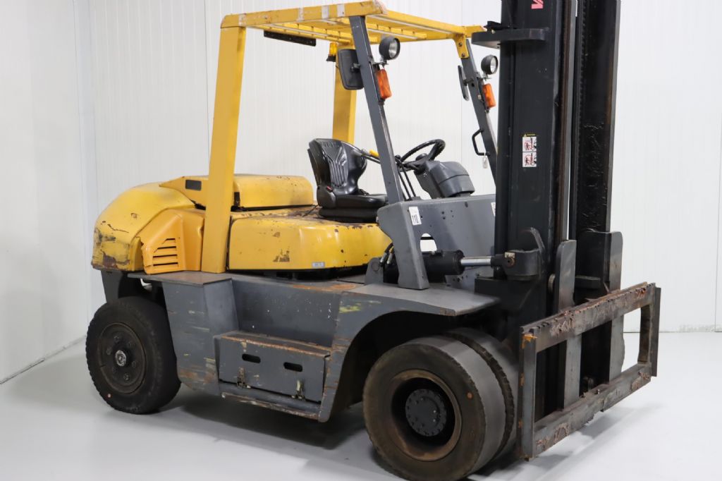 TCM FD70-2 Diesel Forklift www.mtc-forklifts.com