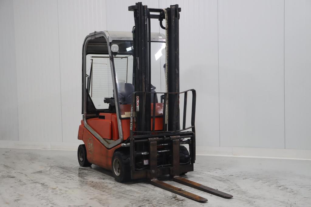 BT CBE20F Electric 4-wheel forklift www.mtc-forklifts.com BT CBE20F Electric 4-wheel forklift www.mtc-forklifts.com