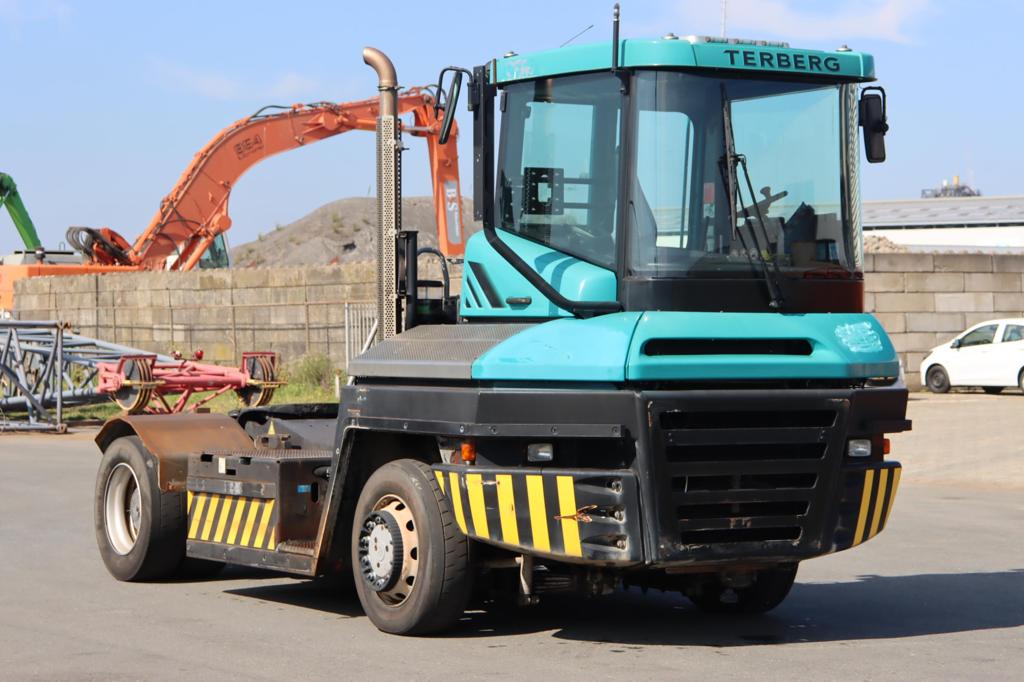 Terberg RT283 Terminal tractor www.mtc-forklifts.com